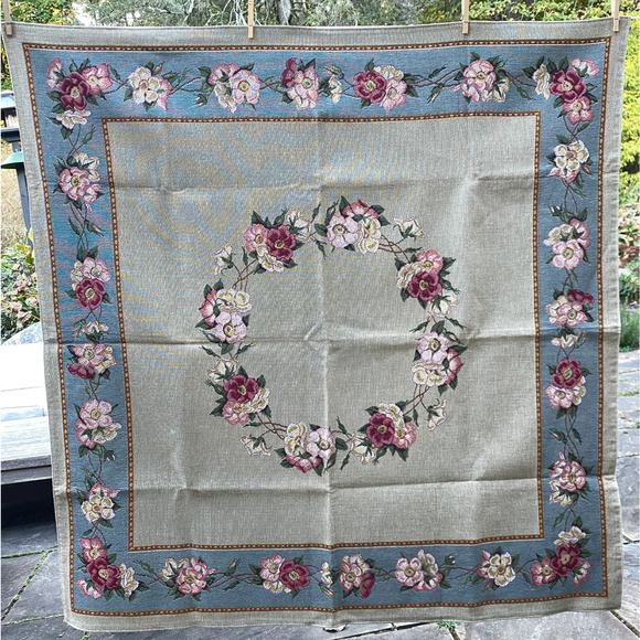 GOBLYS Table Covering Tapestry Square Floral Jacquard Cotton Beige France 58x58 - Picture 1 of 13